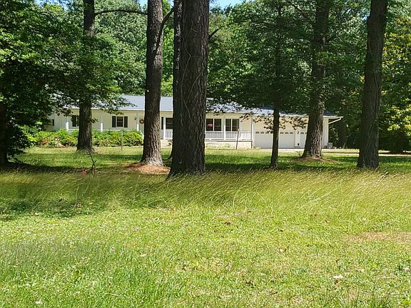 2nd image of 40204 Folly Cove Ln