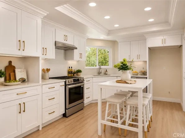 12 Blackswan, Irvine, CA 92604