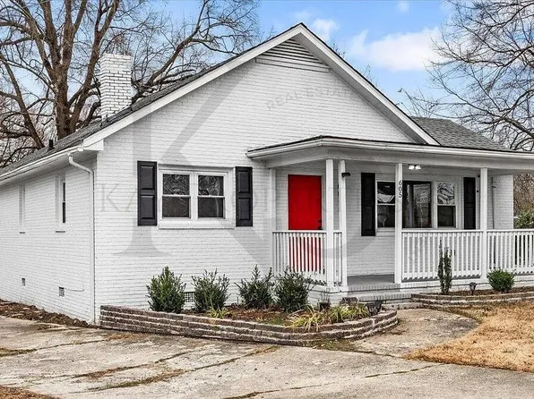 605 Apple St, Burlington, NC 27217