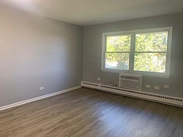 390 Executive Dr #207 — Photo 1