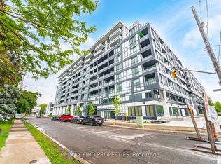 6 Greenbriar Rd #910, Toronto, ON M2K 1H4