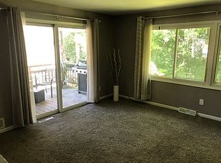 2433 Pebble Valley Rd #HOME, Waukesha, WI 53188
