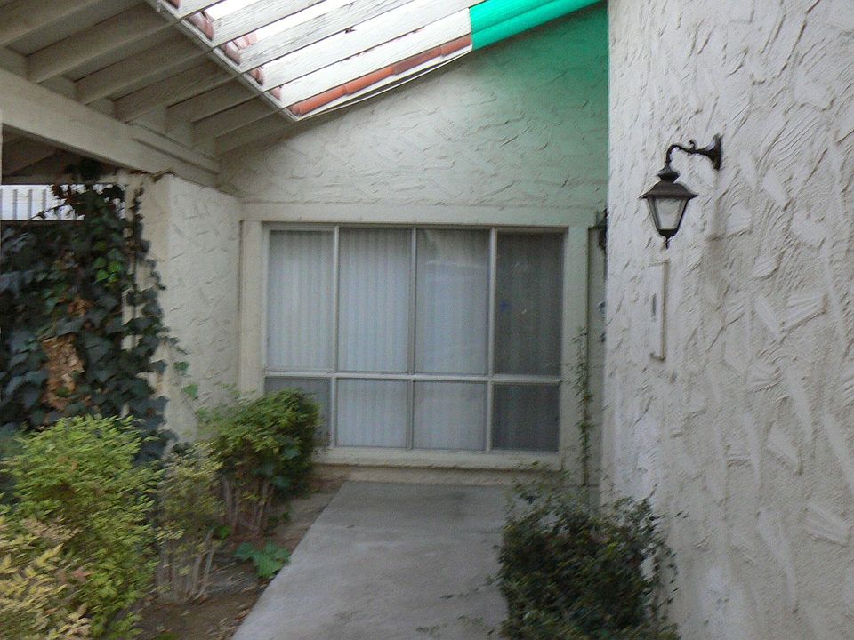 Private garden entry