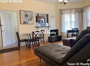 369 Tappan St APT 4, Brookline, MA 02445