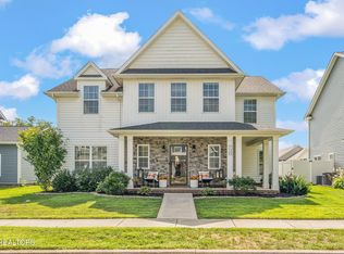 130 Hackberry St, Oak Ridge, TN 37830