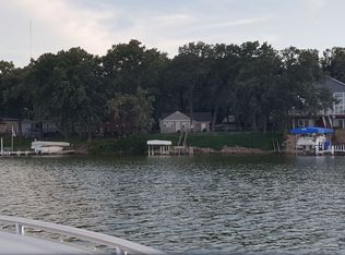 16250 255th Ave, Spirit Lake, IA 51360