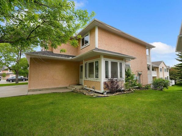 388 W Sandarac Dr NW #125, Calgary, AB T3K 4E3