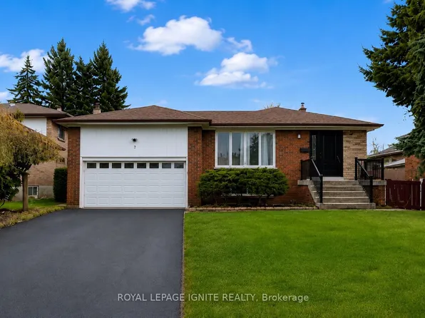 7 Briarbluff Ave, Toronto, ON M1E 3H2