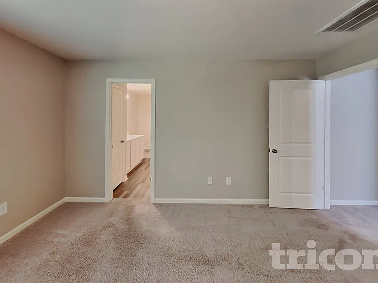 105 Meadow Vista Ln — Photo 6