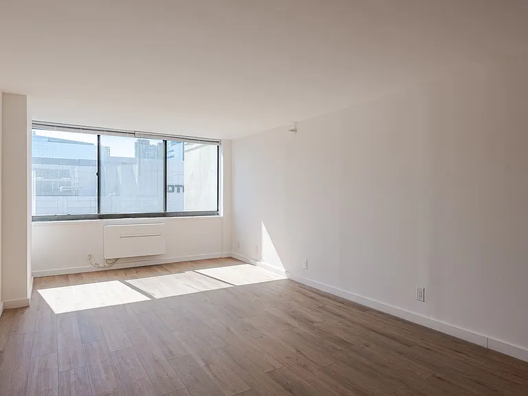 Newport Rentals — Photo 244