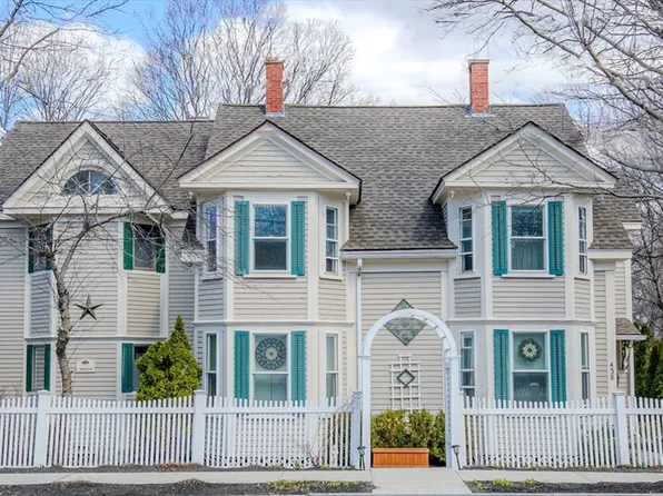 438 Merrimac St, Newburyport, MA 01950