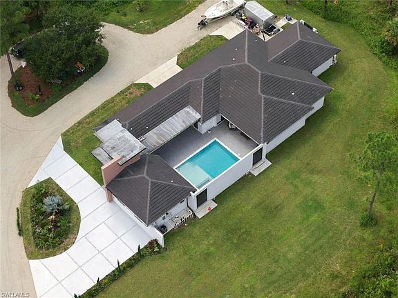 4th image of 2354 8th AVE NE