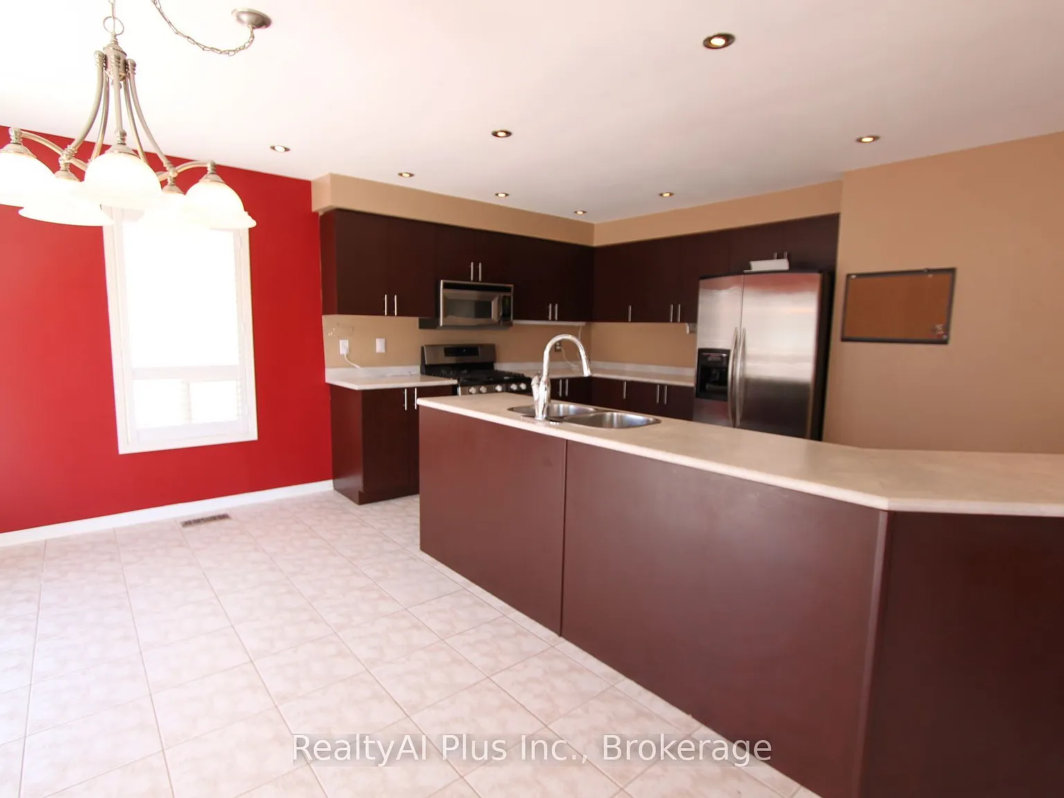 4 bed, $4,200 — Photo 4