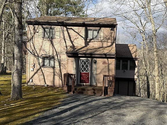 4th image of 127 Dorchester Dr