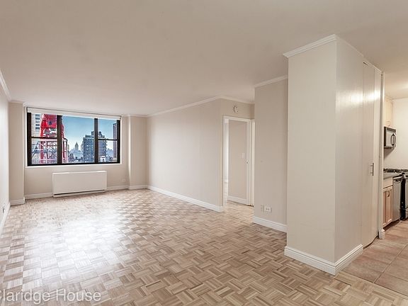 4th image of 201 E 87th St APT 26G
