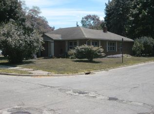 1424 Kensington Dr, Ann Arbor, MI