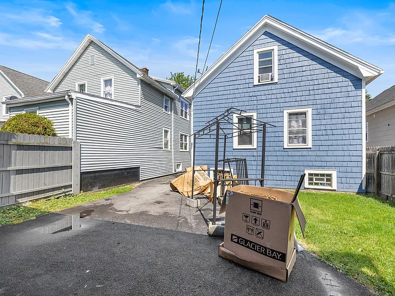 135 Weyand Ave #3 — Photo 3
