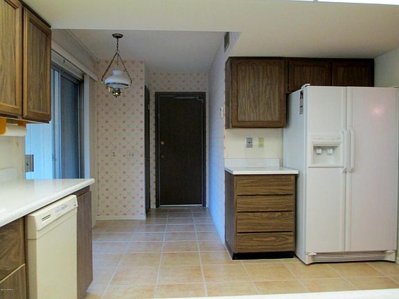 4th image of 17811 N 135th Dr