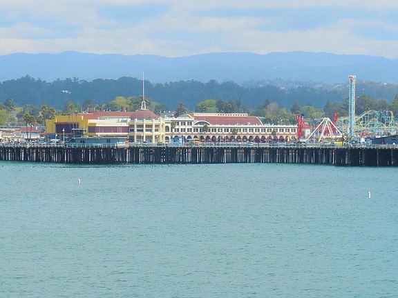 Walking distance to Santa Cruz Historic Wharf
