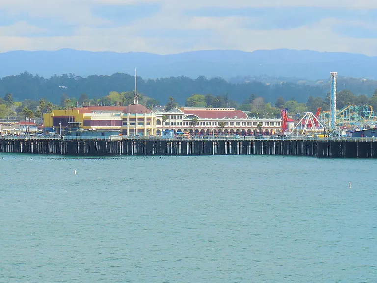 Walking distance to Santa Cruz Historic Wharf