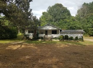 627 Johnson Rd, Chickamauga, GA 30707