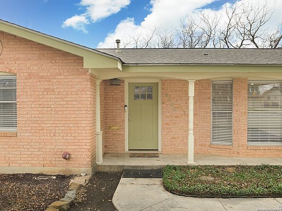 3rd image of 3709 SKYRIDGE AVE