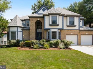 5353 Anvil Ct, Fairfax, VA 22030