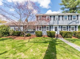 29 Middle St, Lexington, MA 02421