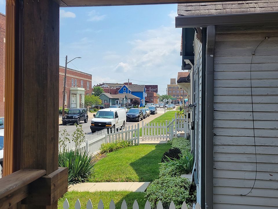 2nd image of 931 Prospect St #931