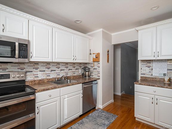 2nd image of 231 3rd Street