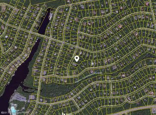 Hemlock Trl, Pocono Pines, PA 18350