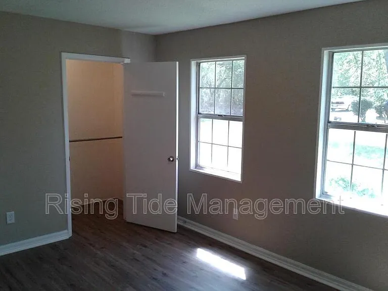6109 Shady Ln — Photo 8