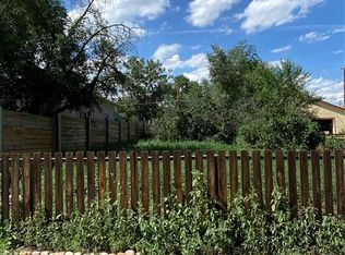 2010 Armstrong St, Colorado Springs, CO 80904