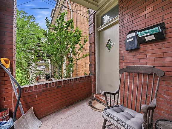 4th image of 410 Todd St