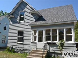 121 W 17th St, Holland, MI 49423