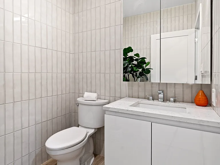 460 Greenwich St #3 — Photo 10