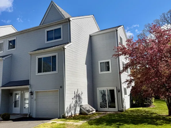 69 Northwest Dr APT 60, Plainville, CT 06062