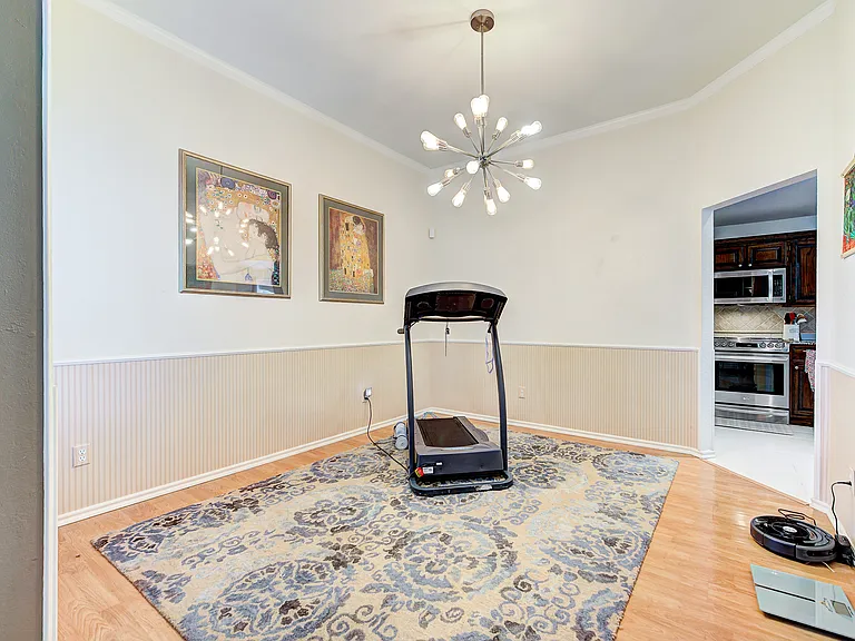 2912 Devonshire Dr — Photo 23