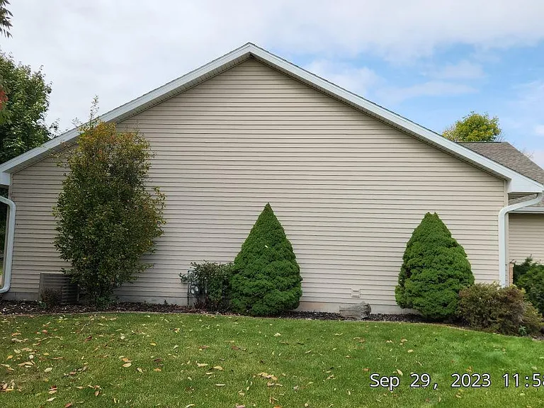 W3181 Westowne Ct — Photo 3