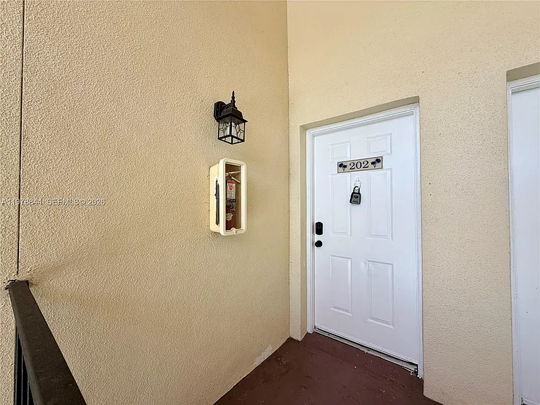 815 W Boynton Beach Blvd #11202 — Photo 12