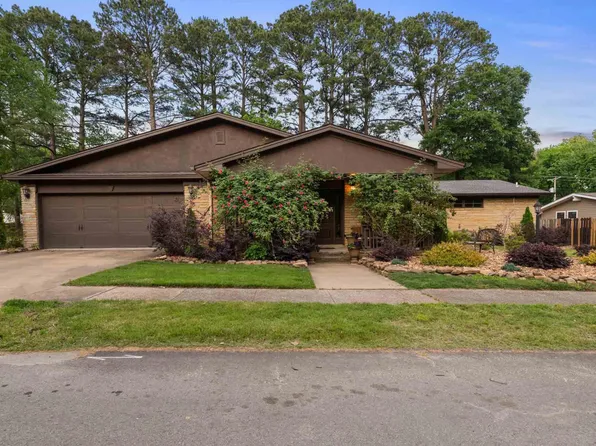 25 Harding Dr, Searcy, AR 72143