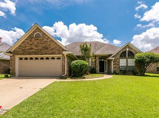6008 Pepperwood Cir, Bossier City, LA 71111