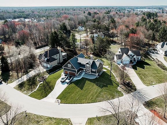 4th image of 39 Boulder Dr