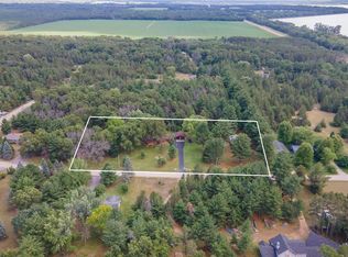 1879 Lakeview Dr, Friendship, WI 53934