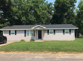 218 Sunset Ave, Smiths Grove, KY 42171
