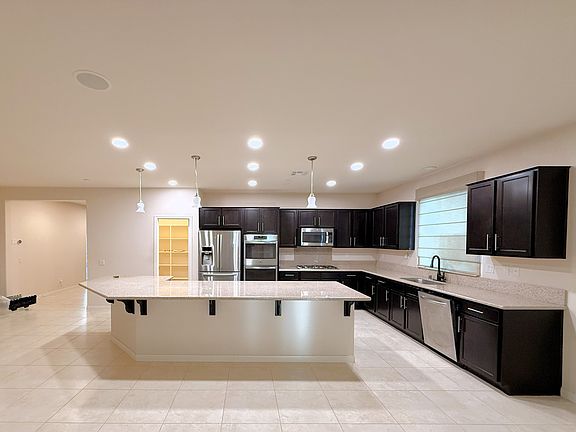 5th image of 16574 Village Meadow Dr