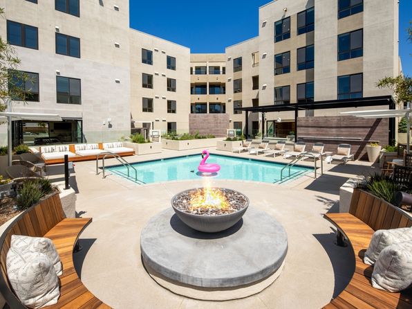 7566 W Sunset Blvd #405