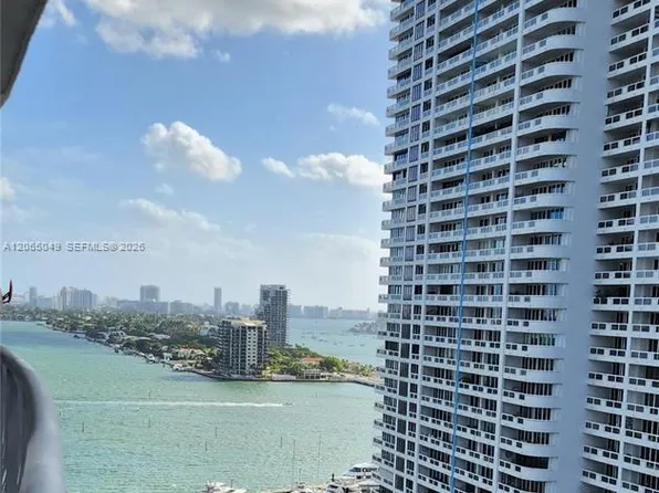 1750 N Bayshore Dr #2010, Miami, FL 33131