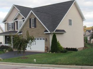 2360 Foxfield Ln, Salem, VA 24153