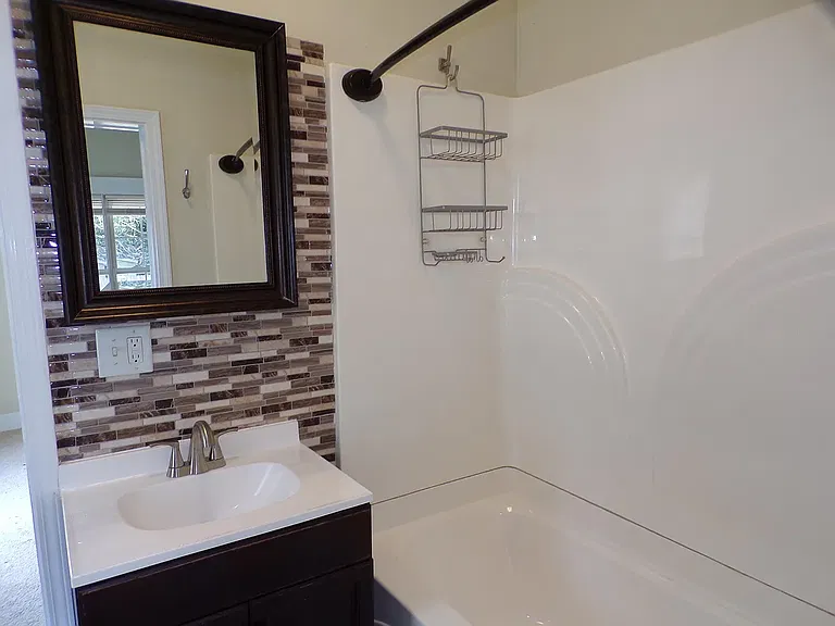 220 Harding St — Photo 13